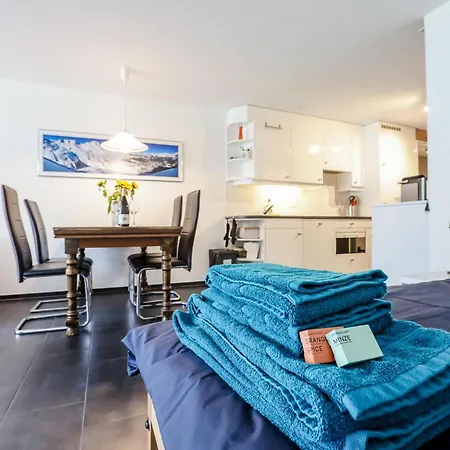 Rothornblick 8 Apartman *